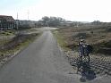 276 naar beneden en dan rechtsaf klinkerweggetje op